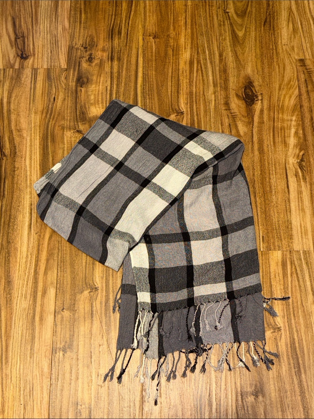 Women men scarf Gray black white basic Plaid Classic Accessory lightweight